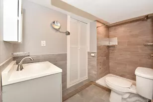 119 Sheridan Ave, Williston Park, NY 11596 - Photo 31