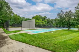 193 Gothic Cir, Manorville, NY 11949 - Photo 31