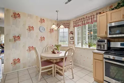 193 Gothic Circle, Manorville, NY 11949 - Photo 11