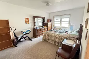 94-61 43rd Ave, Elmhurst, NY 11373 - Photo 9