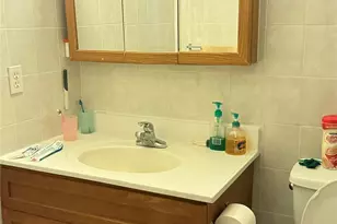 94-61 43rd Ave, Elmhurst, NY 11373 - Photo 11