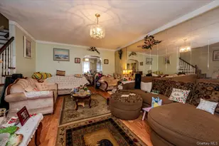 1181 Grenada Pl, Bronx, NY 10466 - Photo 5