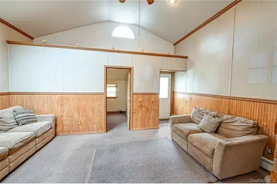 79 Woodrow Parkway, Babylon, NY 11702 - Photo 11