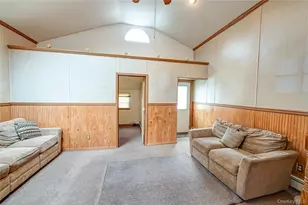 79 Woodrow Pkwy, Babylon, NY 11702 - Photo 11