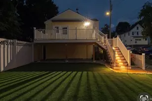 98 Albany St, Poughkeepsie, NY 12601 - Photo 17