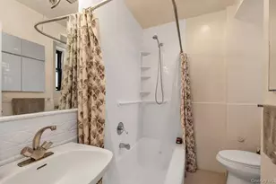 150-10 71st Ave, Kew Gardens, NY 11367 - Photo 13