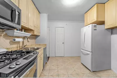 150-10 71st Avenue #5H, Kew Gardens, NY 11367 - Photo 11