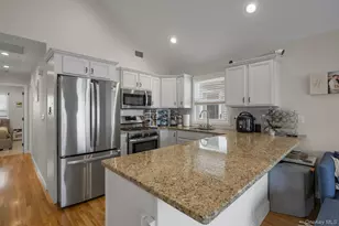 77 New Hampshire St, Long Beach, NY 11561 - Photo 5