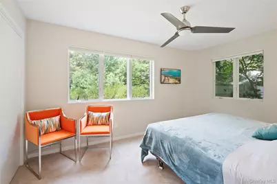 9 Peacock Path, East Quogue, NY 11942 - Photo 17