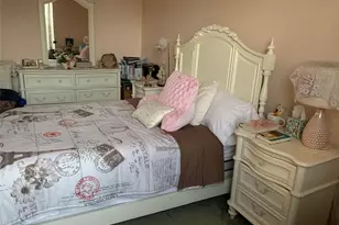 377 N Broadway, Yonkers, NY 10701 - Photo 9