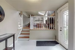 62 Summit St, Hicksville, NY 11801 - Photo 3