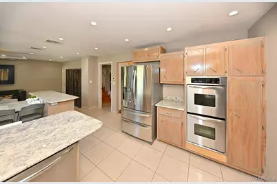 11 Deerwood Road, Spring Valley, NY 10977 - Photo 19