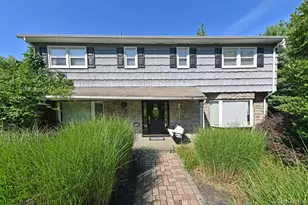 11 Deerwood Rd, Spring Valley, NY 10977 - Photo 15