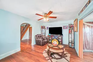 119-84 178th Pl, Jamaica, NY 11434 - Photo 9