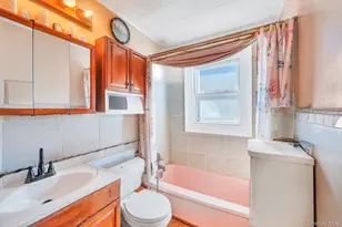 119-84 178th Pl, Jamaica, NY 11434 - Photo 21