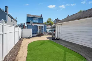 119-84 178th Pl, Jamaica, NY 11434 - Photo 31