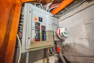 119-84 178th Pl, Jamaica, NY 11434 - Photo 27