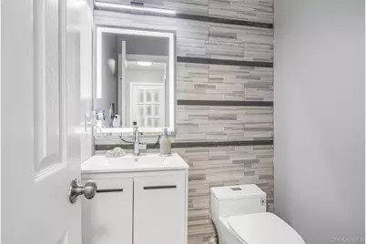 12 Deer Path, Shirley, NY 11967 - Photo 11