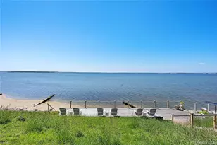 2100 Park Ave, Mattituck, NY 11952 - Photo 29