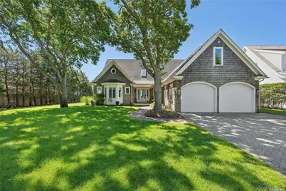 2100 Park Avenue, Mattituck, NY 11952 - Photo 3