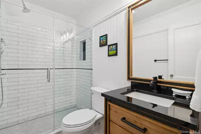 2100 Park Avenue, Mattituck, NY 11952 - Photo 23