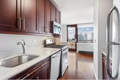 4-74 48th Avenue #21N, Long Island City, NY 11109 - Photo 5