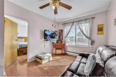 449 Revere Avenue, Bronx, NY 10465 - Photo 17