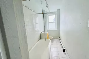 298 Liberty St, Newburgh, NY 12550 - Photo 11