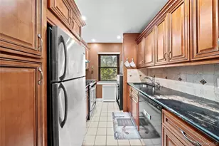 1195 E Broadway, Hewlett, NY 11557 - Photo 7