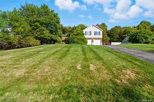 35 Depalma Dr, Highland Mills, NY 10930 - Photo 3