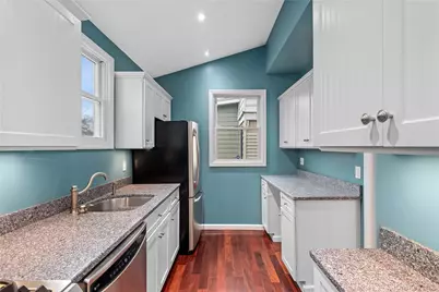 8921 Aubrey Avenue, Glendale, NY 11385 - Photo 21