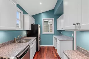 89-21 Aubrey Ave, Glendale, NY 11385 - Photo 21