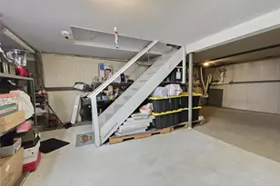 10 Hyde Ln, Coram, NY 11727 - Photo 17