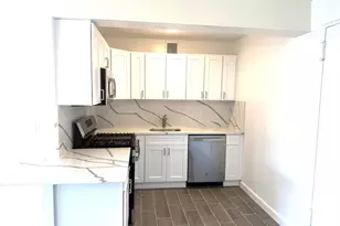 632 Warburton, Yonkers, NY 10701 - Photo 5