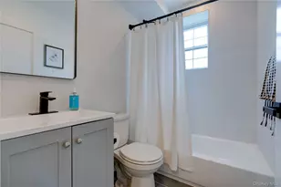 1056 E 215th St, Bronx, NY 10469 - Photo 19