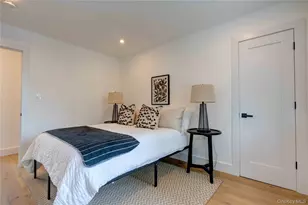 1056 E 215th St, Bronx, NY 10469 - Photo 15