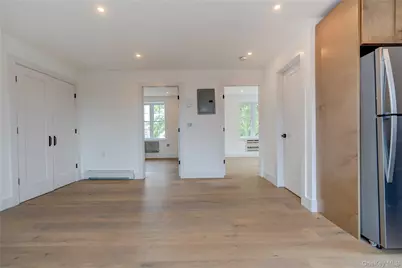 1056 E 215th Street, Bronx, NY 10469 - Photo 27