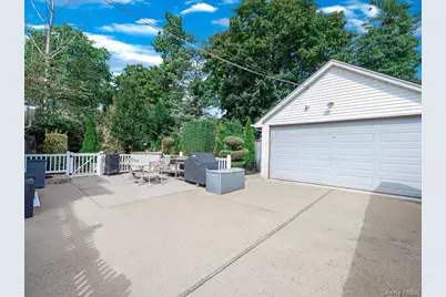 205 Schenck Avenue, Westbury, NY 11590 - Photo 13