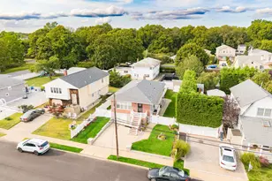 3663 Roanoke St, Seaford, NY 11783 - Photo 29