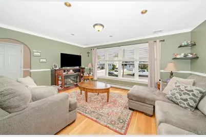 3663 Roanoke Street, Seaford, NY 11783 - Photo 7