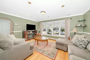 3663 Roanoke St, Seaford, NY 11783 - Photo 7