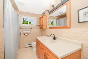 3663 Roanoke St, Seaford, NY 11783 - Photo 19