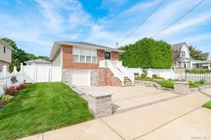 3663 Roanoke St, Seaford, NY 11783 - Photo 3