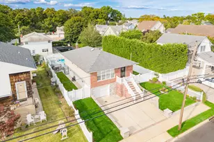 3663 Roanoke St, Seaford, NY 11783 - Photo 27