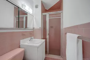 1853 Central Park Ave, Yonkers, NY 10710 - Photo 15