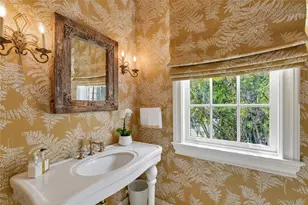 28 Sterling Ln, Sands Point, NY 11050 - Photo 15