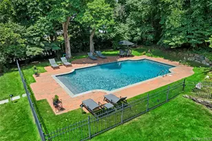 28 Sterling Ln, Sands Point, NY 11050 - Photo 31