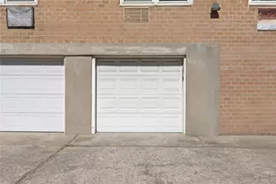 150-19 95th St, Ozone Park, NY 11417 - Photo 23