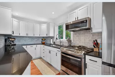 602 McKinley Terrace, Centerport, NY 11721 - Photo 15