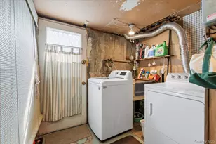 126 Carnegie Ave, Elmont, NY 11003 - Photo 29